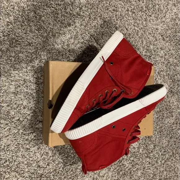 Levi, Men’s Size 13, Red and white Mural Canvas
